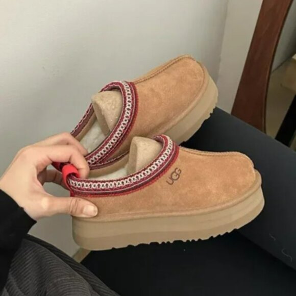 UGG Women's Tan Platform Mules with Red Accents - Picture 2 of 9